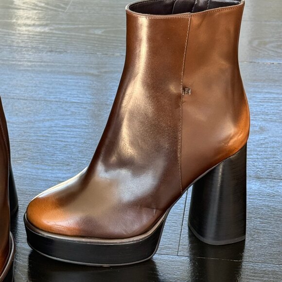 Brown Micheal Kors Heeled Leather Boots - Picture 8 of 8